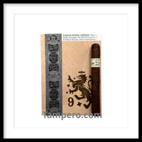 Load image into Gallery viewer, Liga Privada No.9 Corona Viva
