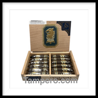 Load image into Gallery viewer, Undercrown Maduro Flying Pig
